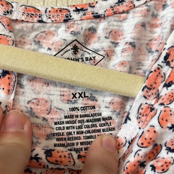 Keyhole Back Tank - Picture 3 of 4